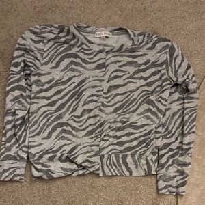 Knox Rose Gray Patterned Top